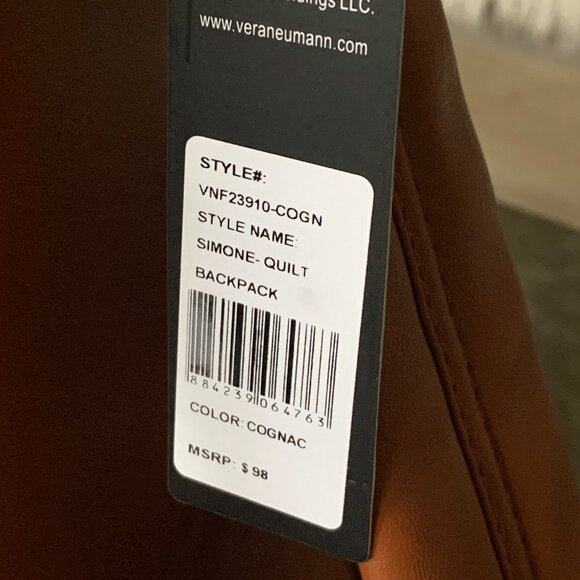 Vera New York Quilt Backpack Cognac main image 5